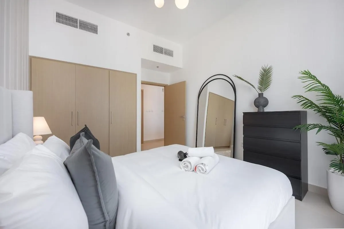 Captivating 1Br Apartment In Dubai Creek Harbour
